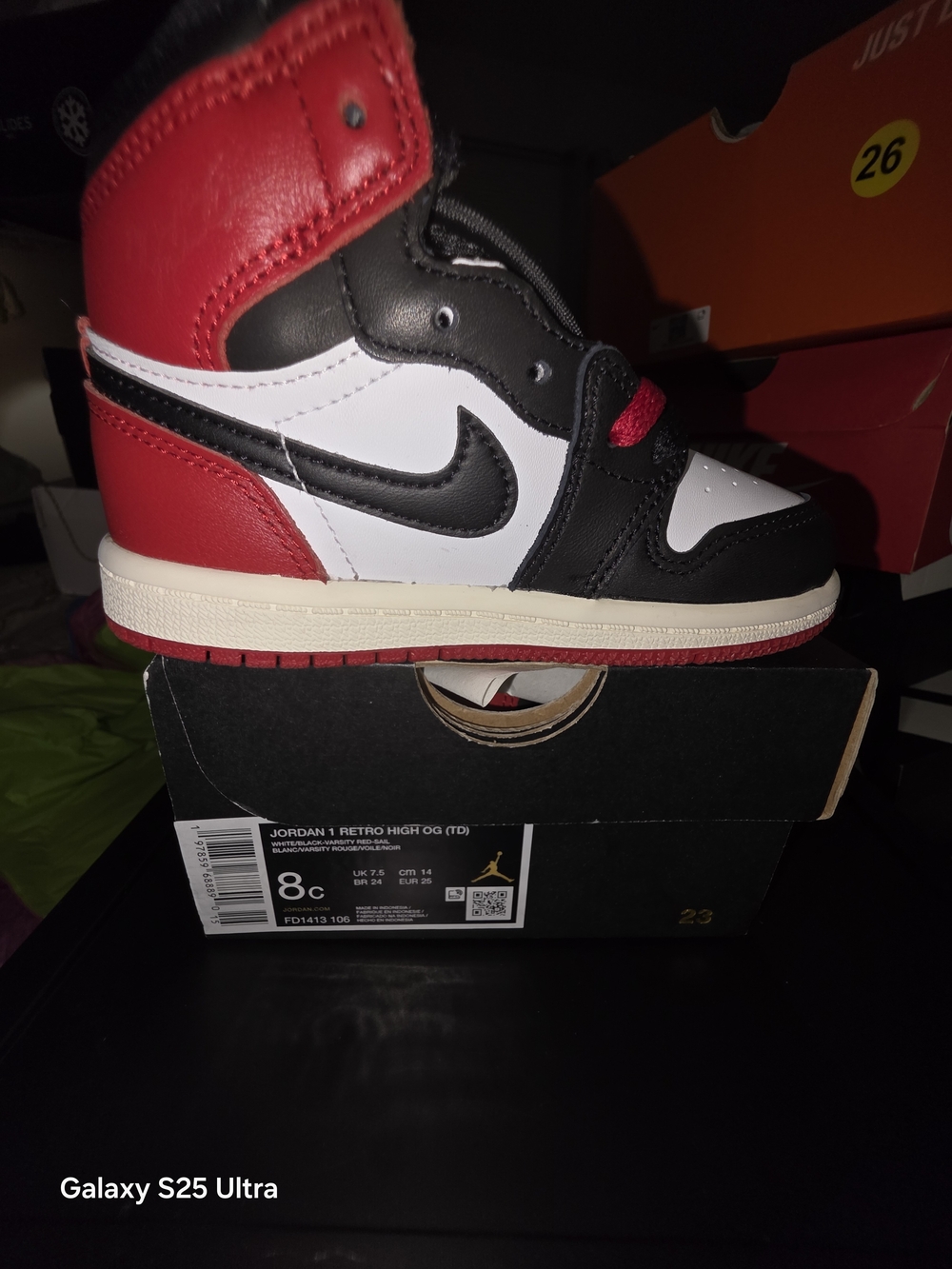 Air Jordan 1 Retro High Kids' Sneakers - Black/White/Red. 8C